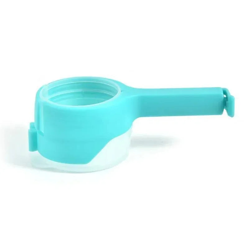 ClipSmart Spout